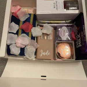 Build your Gift Box